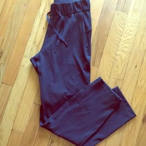 Lululemon On the Fly pant, 4, 27 inseam
